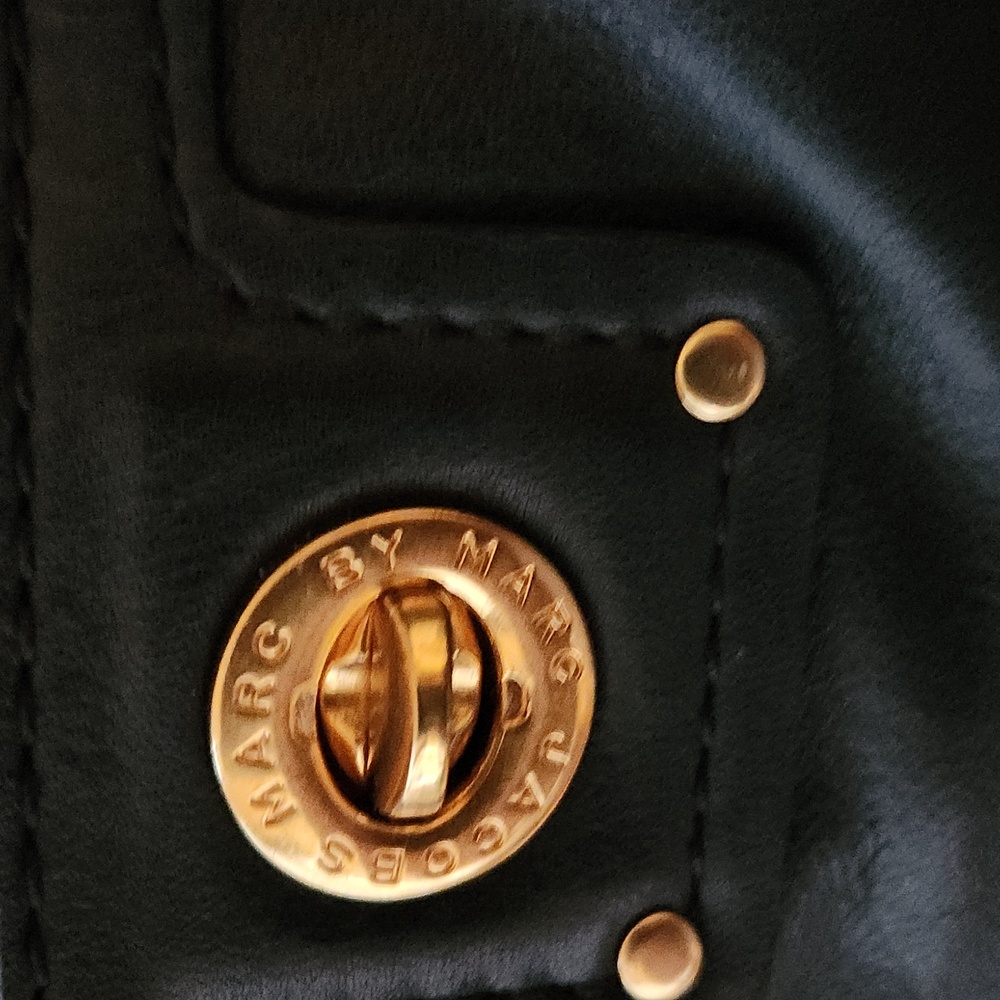 Bag - Picture 2 of 6